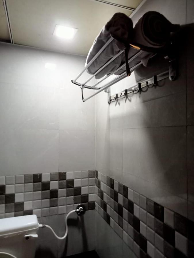 Hotel New Silver Elite Mumbai Bagian luar foto