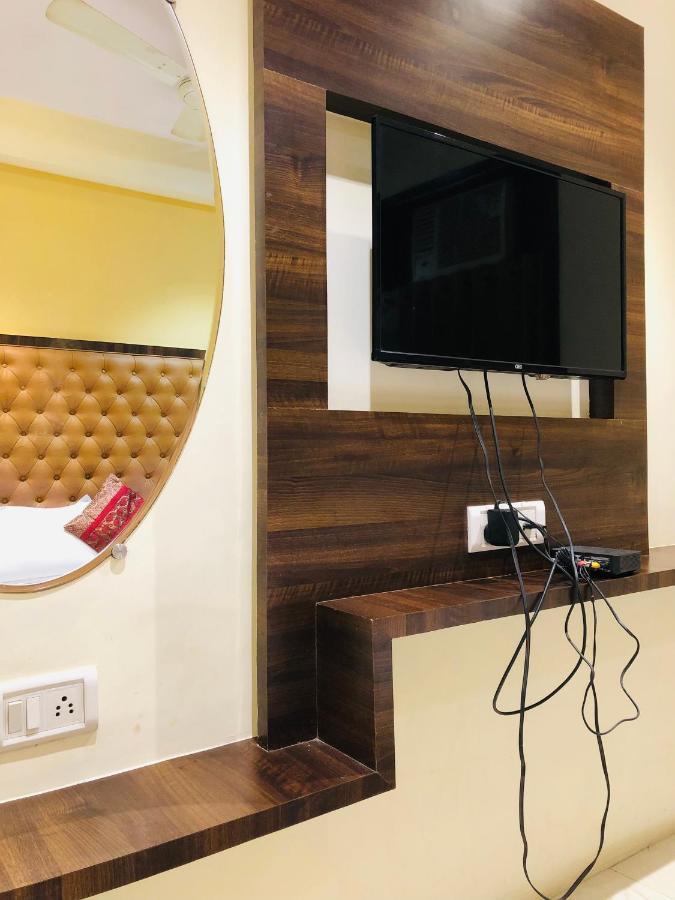 Hotel New Silver Elite Mumbai Bagian luar foto