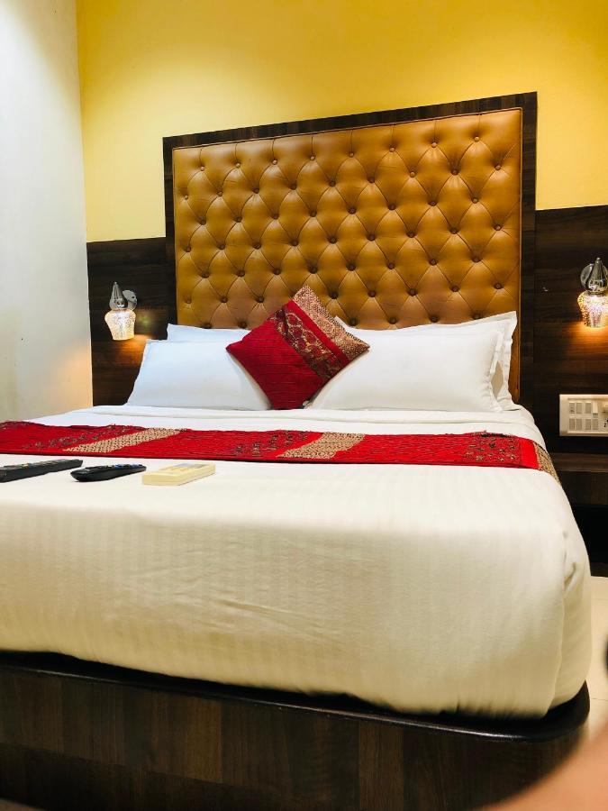 Hotel New Silver Elite Mumbai Bagian luar foto